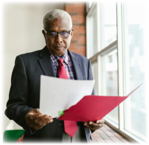 pexels-man-reviewing-report-data-insight-109
