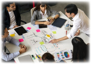 team-meeting-at-table-rigor-136
